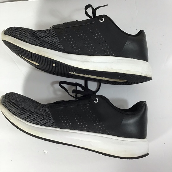 Adidas Madoru Grey Running Shoes 9 1/2 - Picture 4 of 7